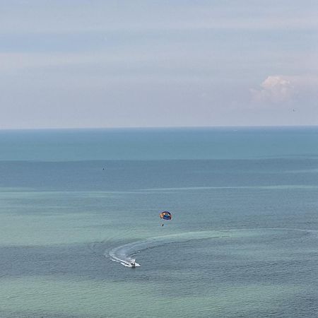 Green Ocean Seaview Apartment Batu Ferringhi Kültér fotó