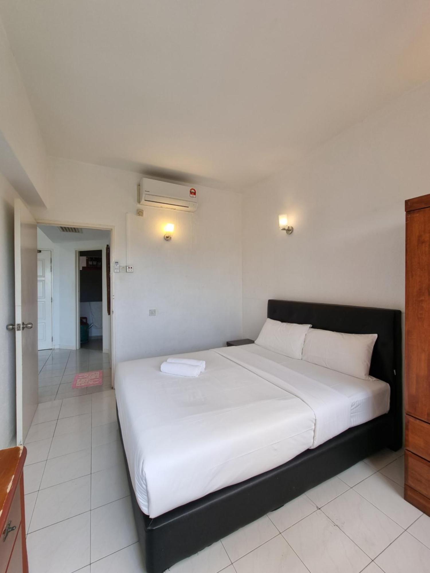 Green Ocean Seaview Apartment Batu Ferringhi Kültér fotó